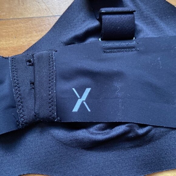 Knix Black V Neck Not Padded Wide Straps Wireless Bras - Picture 6 of 8